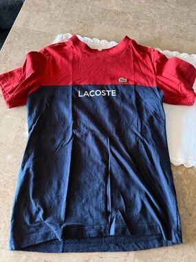Lacoste Kids Colorblock Red & Navy T-Shirt pre owned size 12